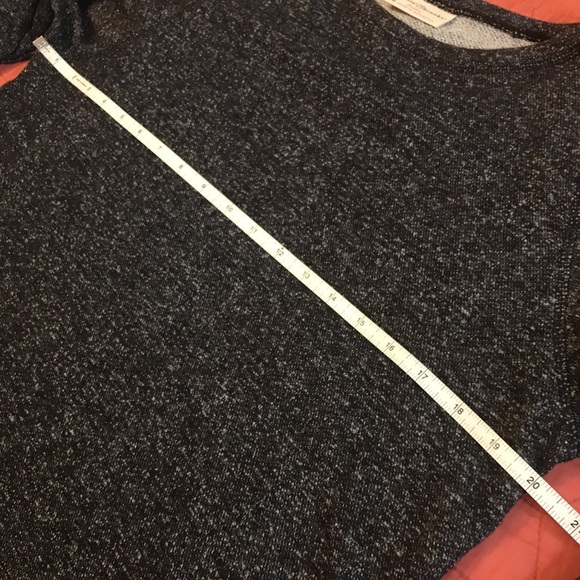 Sale 👀 Bobbie Brooks sweatshirt - Picture 3 of 6